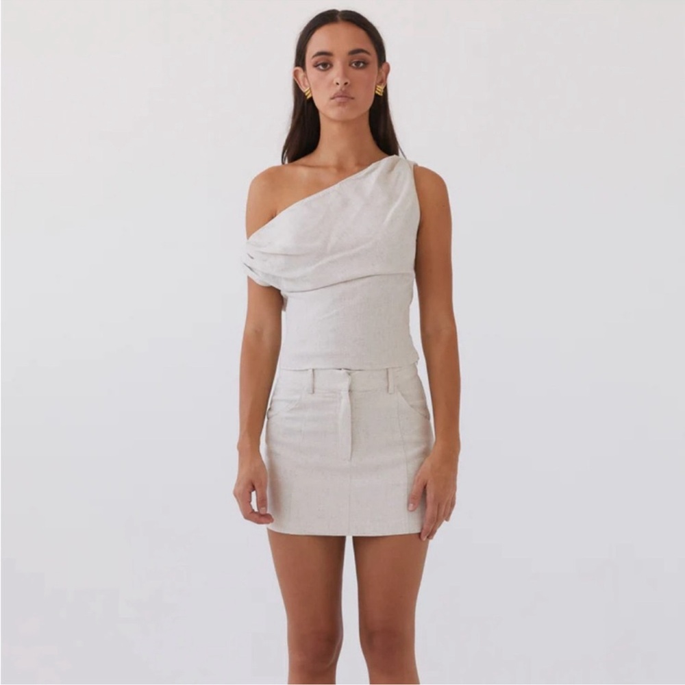 Peppermayo One-Shoulder Cream Set